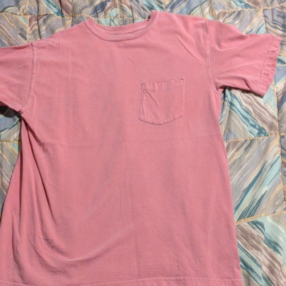 Comfort Color Women's pocket tee